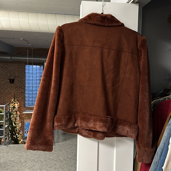 Cozy Faux Fur Moto Jacket - Picture 4 of 8